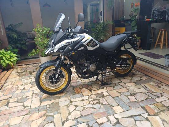 SUZUKI V-STROM 650XT ABS 